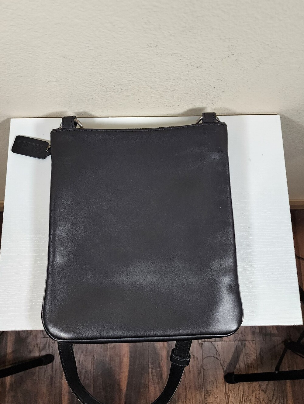 Vintage Coach Black Leather Chelsea Slim Crossbody #9457 - Picture 8 of 13